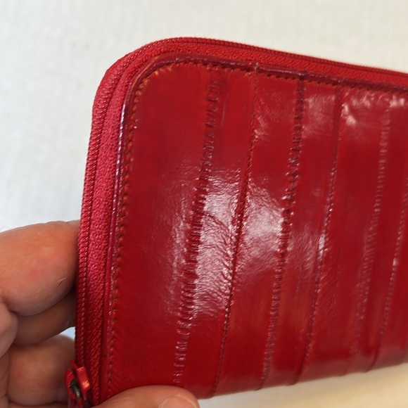 EEL SKIN VINTAGE RED WALLET - Picture 15 of 16